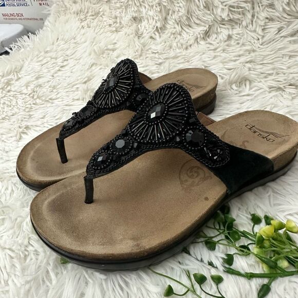 Dansko Pamela Black Jewelled Suede Slip On Comfort Sandals Womens sz 36/6-6.5 - Picture 4 of 8